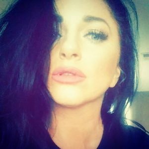 Meet your Posher, Chrissy